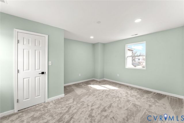 1136 Farmer St, Petersburg, VA 23803