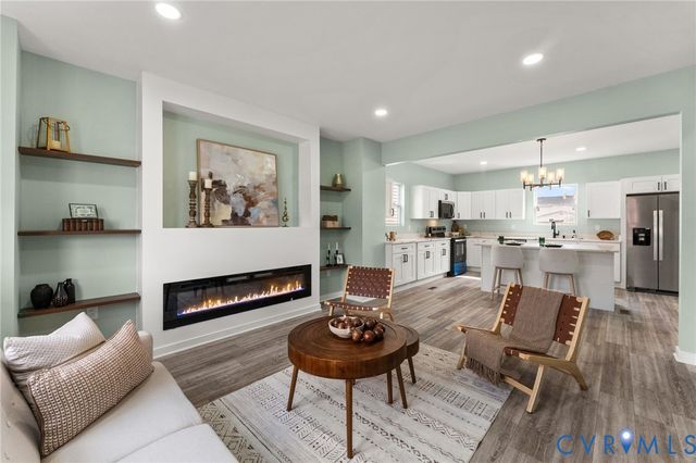 1136 Farmer St, Petersburg, VA 23803