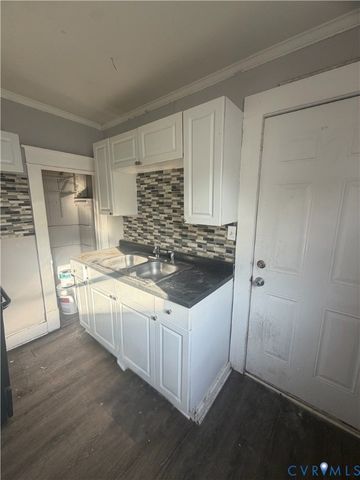612 Virginia Ave, Petersburg, VA 23803