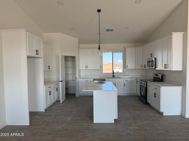 12096 W Jaiden Street, Casa Grande, AZ 85194