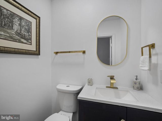 1817 CLIFTON AVE, Baltimore, MD 21217