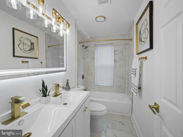 1817 CLIFTON AVE, Baltimore, MD 21217