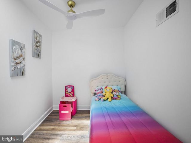 1817 CLIFTON AVE, Baltimore, MD 21217