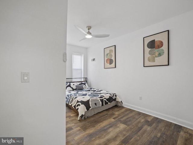 1817 CLIFTON AVE, Baltimore, MD 21217