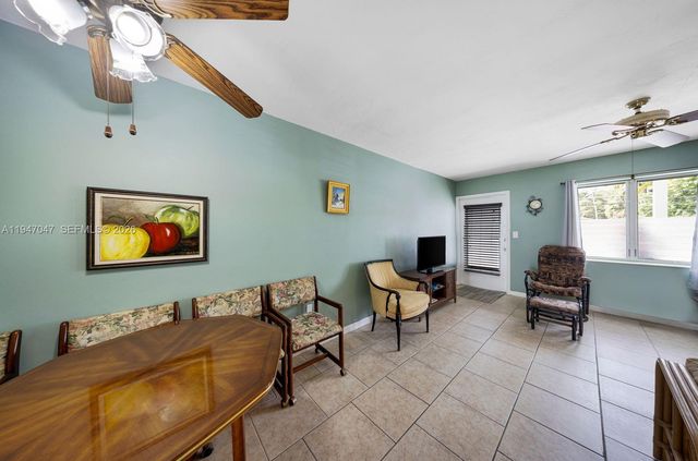 15610 NE 6th Ave 7D, Miami, FL 33162