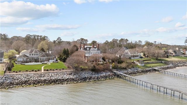 9200 Wigneil ST, Suffolk, VA 23433