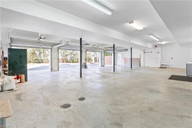 9200 Wigneil ST, Suffolk, VA 23433