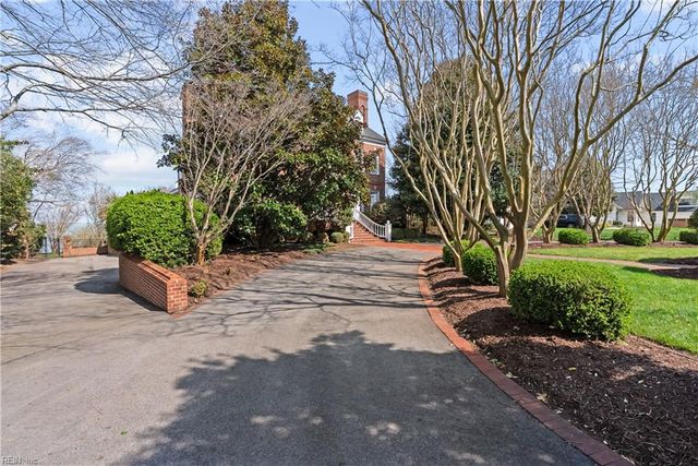 9200 Wigneil ST, Suffolk, VA 23433