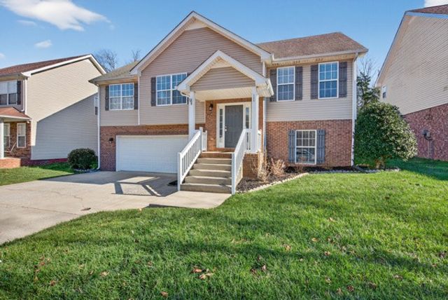 541 Parkvue Village Way, Clarksville, TN 37043