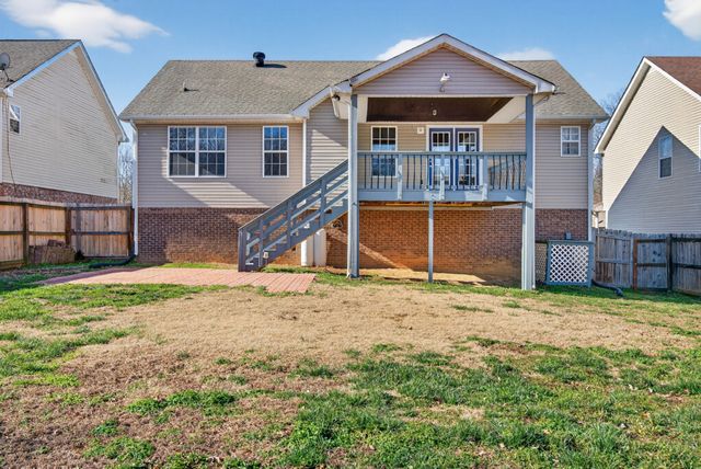541 Parkvue Village Way, Clarksville, TN 37043