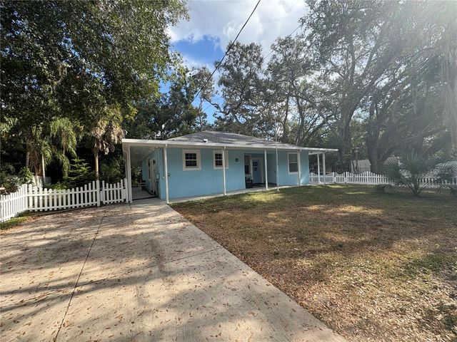 3715 VALLEY TREE DRIVE, Tampa, FL 33610