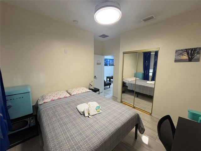 3715 VALLEY TREE DRIVE, Tampa, FL 33610