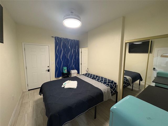 3715 VALLEY TREE DRIVE, Tampa, FL 33610