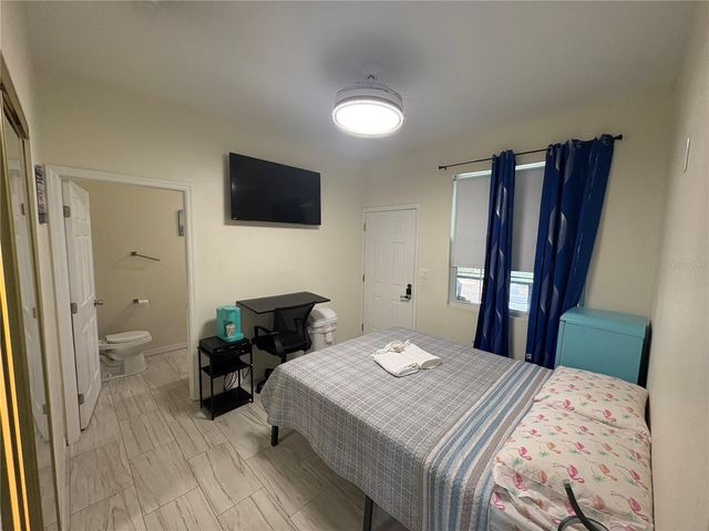 3715 VALLEY TREE DRIVE, Tampa, FL 33610