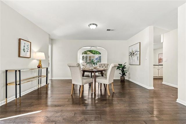 15 Ashleigh Terrace, Marietta, GA 30062