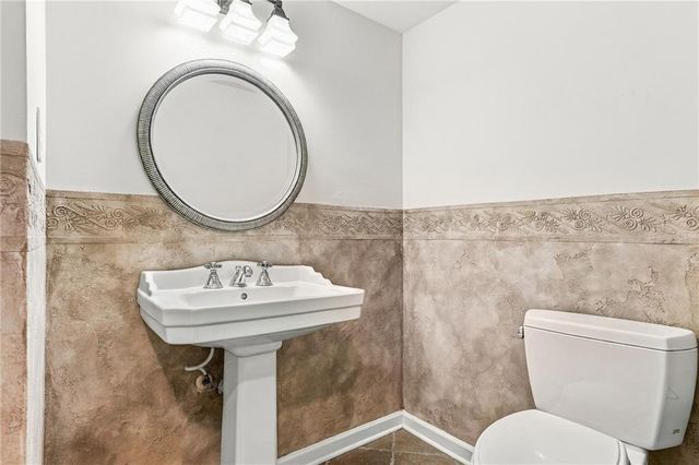 15 Ashleigh Terrace, Marietta, GA 30062