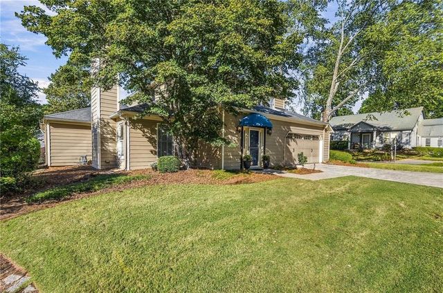15 Ashleigh Terrace, Marietta, GA 30062