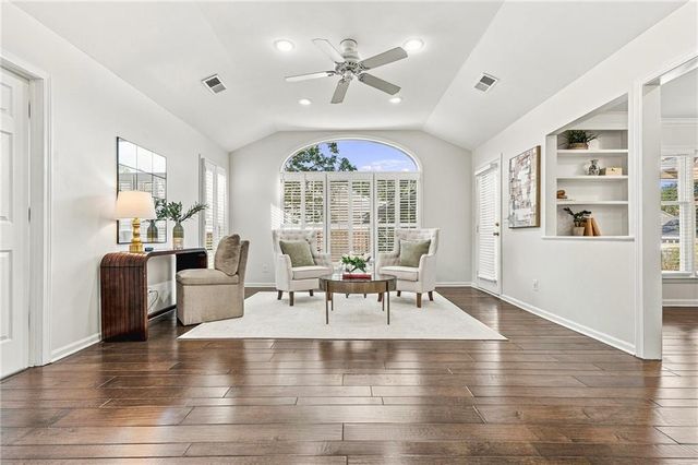15 Ashleigh Terrace, Marietta, GA 30062