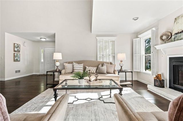 15 Ashleigh Terrace, Marietta, GA 30062