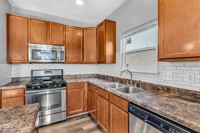 5859 Edelle Drive, Indianapolis, IN 46237