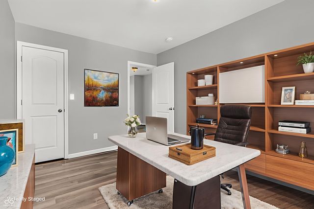 5859 Edelle Drive, Indianapolis, IN 46237