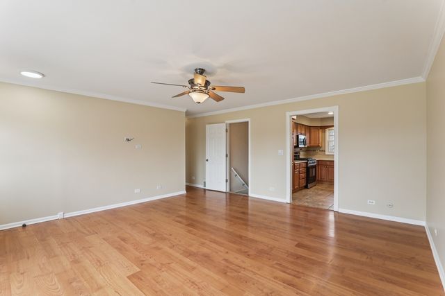 1903 Hazelwood Drive, Lindenhurst, IL 60046