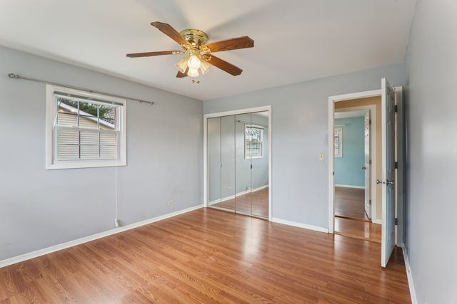 1903 Hazelwood Drive, Lindenhurst, IL 60046