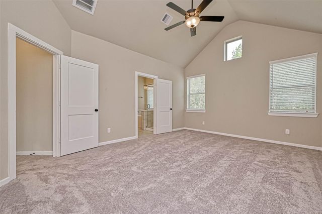 515 Longleaf Pine Drive, Montgomery, TX 77316