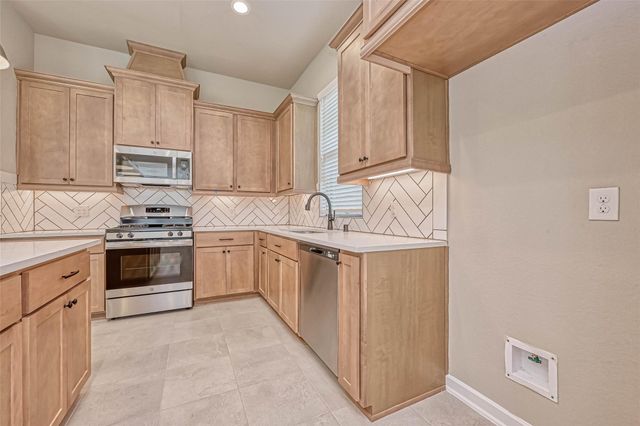 515 Longleaf Pine Drive, Montgomery, TX 77316
