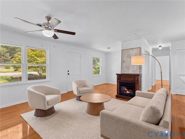 2135 Lakeview Dr, Powhatan, VA 23139
