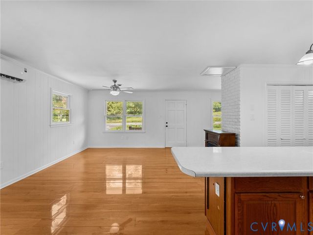 2135 Lakeview Dr, Powhatan, VA 23139