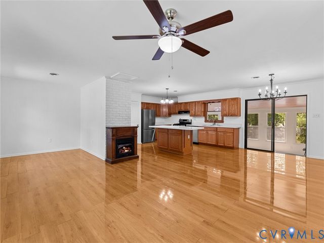 2135 Lakeview Dr, Powhatan, VA 23139