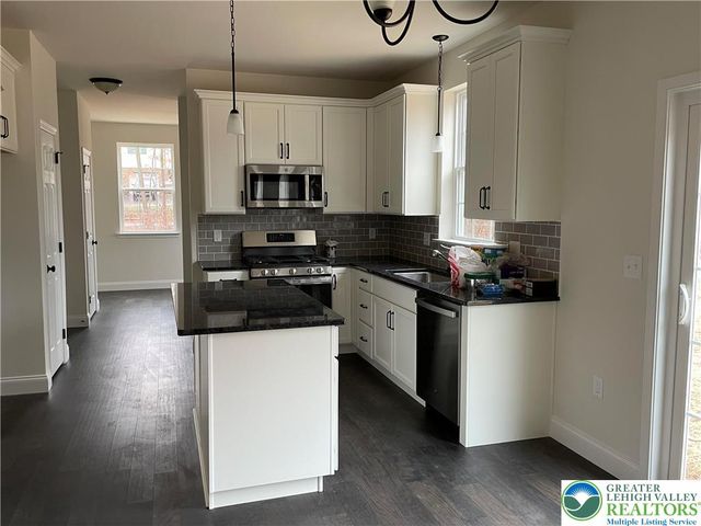 777 ADAMS Road, Upper Macungie Twp, PA 18031