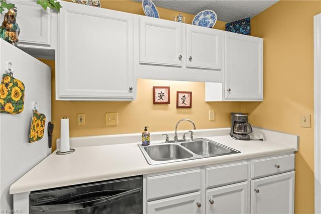 676 Balfour Road, Winston-salem, NC 27104