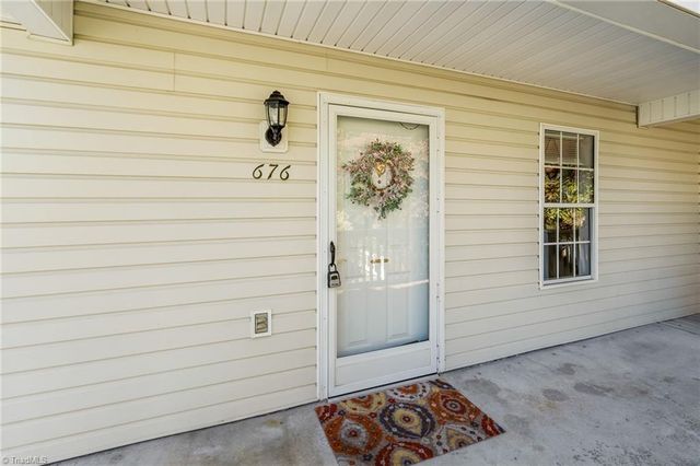 676 Balfour Road, Winston-salem, NC 27104