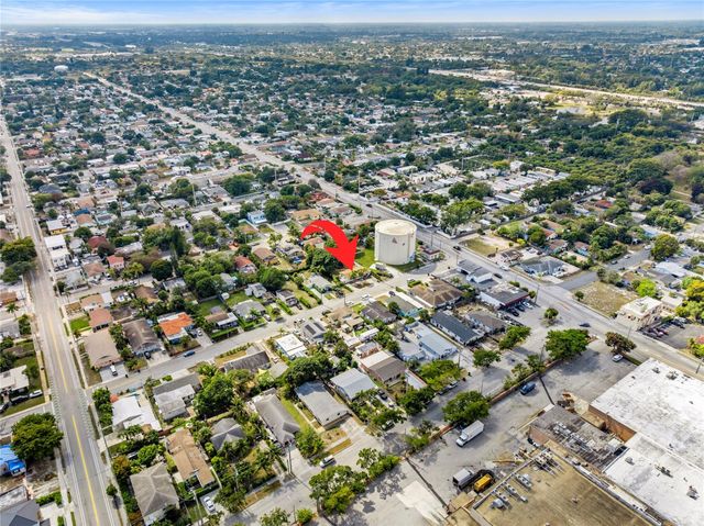 842 Kaye Street, West Palm Beach, FL 33405