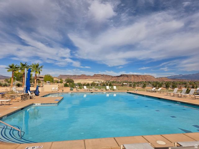 4457 S HOLLY GRAPE LN, St. George, UT 84790