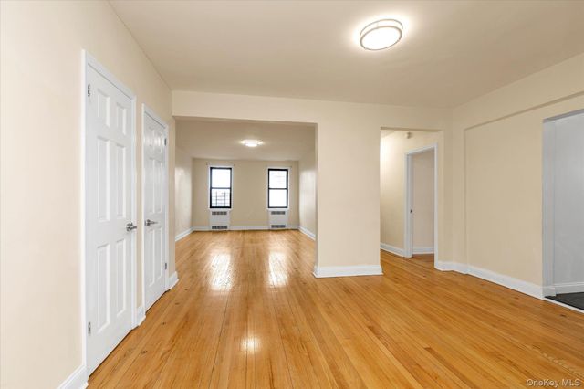 92-11 35 Avenue 5E, Jackson Heights, NY 11372