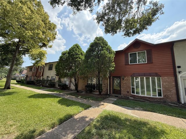7040 Jetty Lane, Houston, TX 77072
