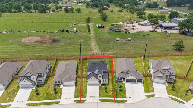 373 Spruce Oak Lane, Waller, TX 77484