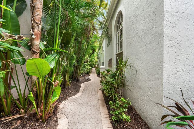 241 Coral Cay Terrace, Palm Beach Gardens, FL 33418