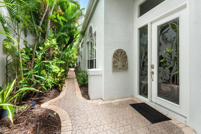 241 Coral Cay Terrace, Palm Beach Gardens, FL 33418