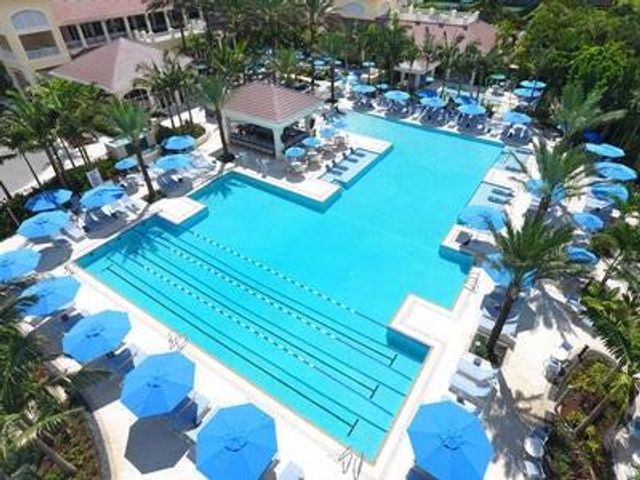 241 Coral Cay Terrace, Palm Beach Gardens, FL 33418