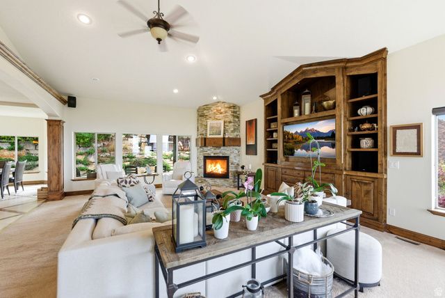 1130 N TWICKENHAM DR, Salt Lake City, UT 84103