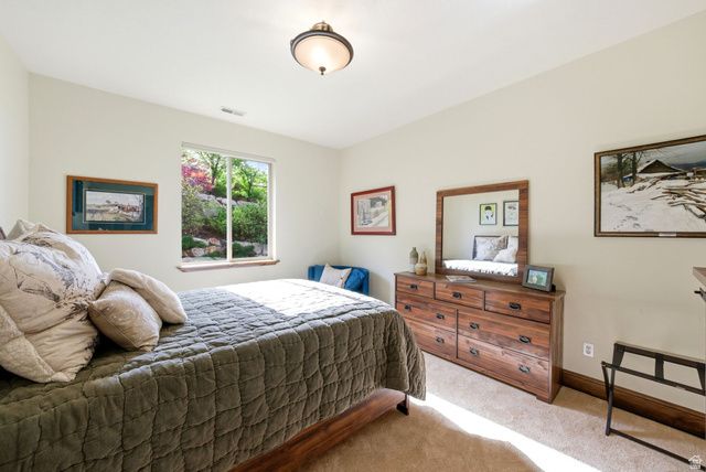 1130 N TWICKENHAM DR, Salt Lake City, UT 84103