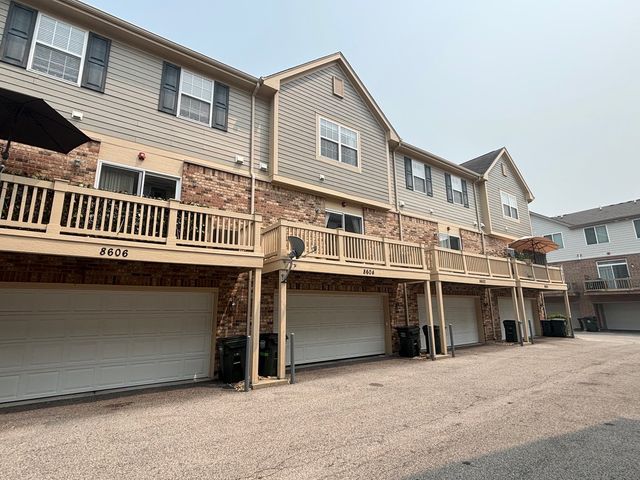 8604 PRAIRIE Street, Morton Grove, IL 60053