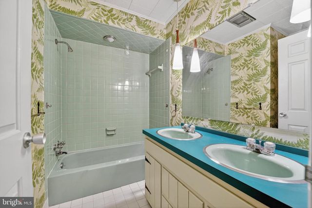 5215 HESPERUS DR, Columbia, MD 21044