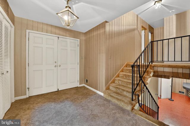 5215 HESPERUS DR, Columbia, MD 21044