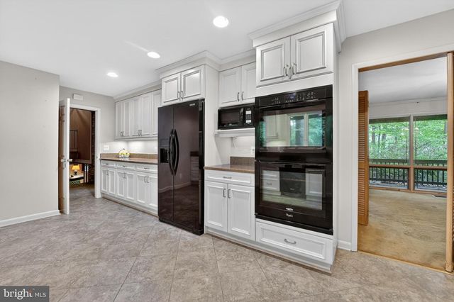 5215 HESPERUS DR, Columbia, MD 21044