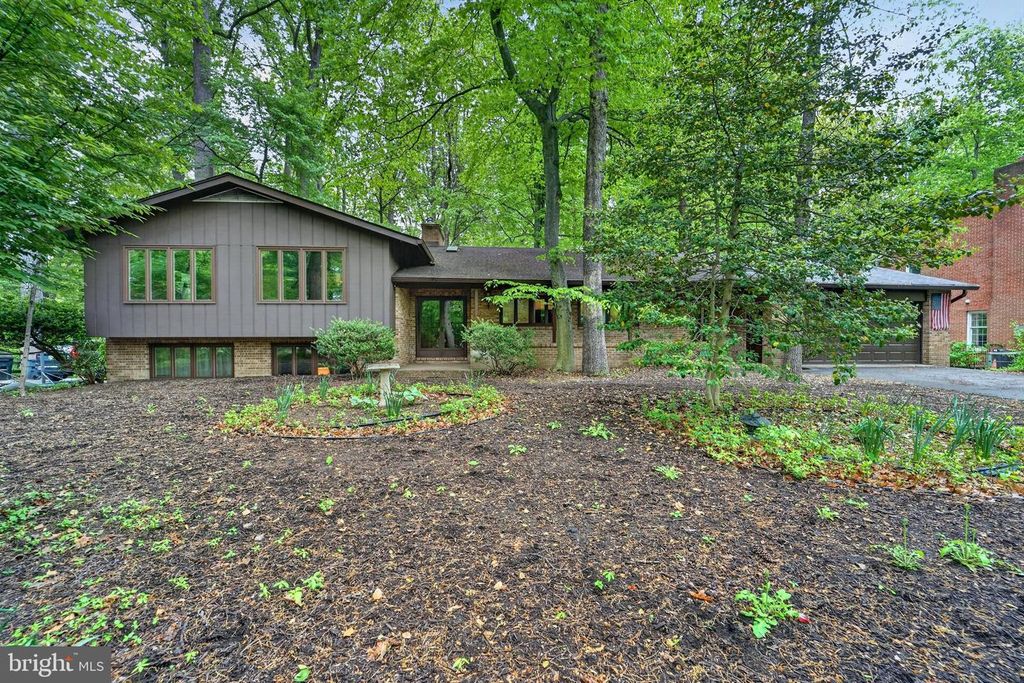 5215 HESPERUS DR, Columbia, MD 21044